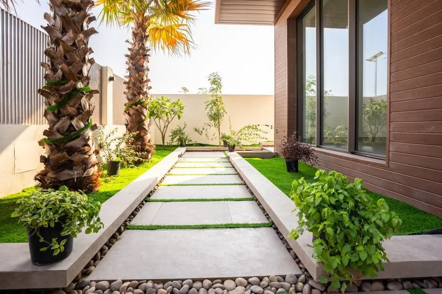 Villa Sukoon, Garden path